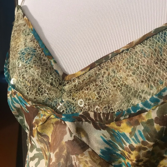 ELEGANT 100% Silk And Rayon Top By Yigal! - Picture 3 of 3